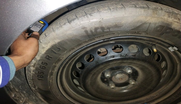 2016 Maruti Baleno ALPHA DIESEL 1.3, Diesel, Manual, 1,86,255 km, tyre