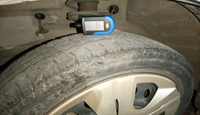 2017 Maruti Wagon R 1.0 VXI AMT, Petrol, Automatic, 37,315 km, tyre