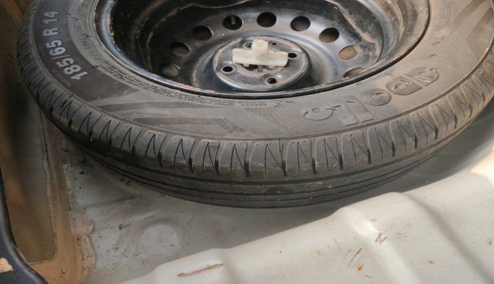 2013 Hyundai i20 SPORTZ 1.2, Petrol, Manual, 68,496 km, tyre