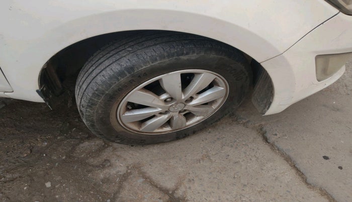 2013 Hyundai i20 SPORTZ 1.2, Petrol, Manual, 68,496 km, tyre