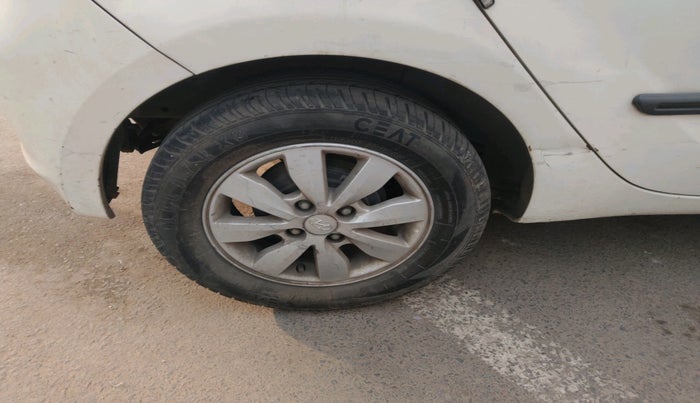 2013 Hyundai i20 SPORTZ 1.2, Petrol, Manual, 68,496 km, tyre