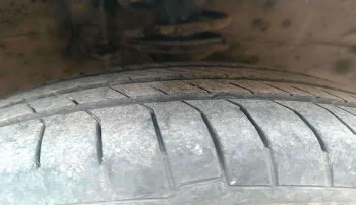 2014 Maruti Alto K10 VXI, Petrol, Manual, 87,350 km, tyre