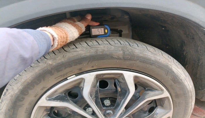 2025 Tata NEXON Smart CNG, Petrol, Manual, 8,148 km, tyre