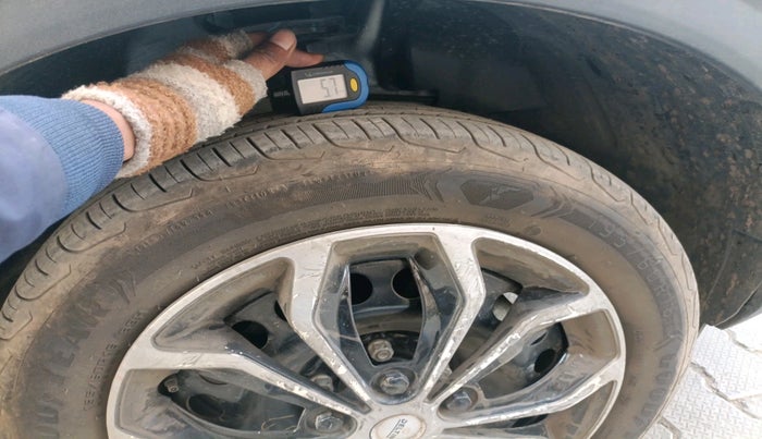 2025 Tata NEXON Smart CNG, Petrol, Manual, 8,148 km, tyre