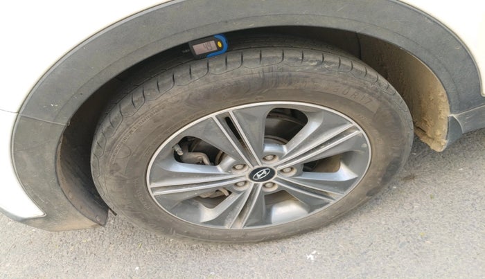 2017 Hyundai Creta SX PLUS AT 1.6 DIESEL, Diesel, Automatic, 65,091 km, tyre