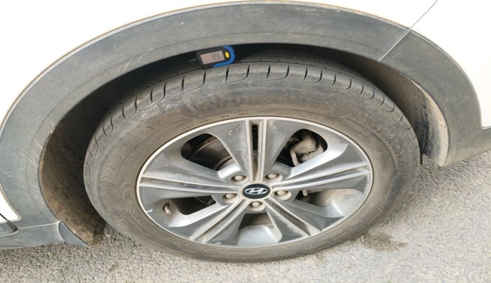 2017 Hyundai Creta SX PLUS AT 1.6 DIESEL, Diesel, Automatic, 65,091 km, tyre