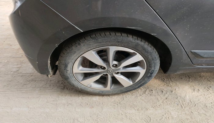 2015 Hyundai Elite i20 ASTA 1.2, Petrol, Manual, 90,934 km, tyre