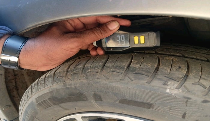 2018 Maruti Baleno DELTA PETROL 1.2, Petrol, Manual, 1,18,946 km, tyre