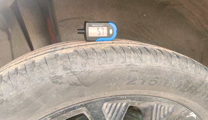 2021 Maruti Vitara Brezza ZXI, Petrol, Manual, 63,271 km, tyre