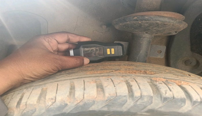 2014 Renault Duster 110 PS RXZ 4X4 MT DIESEL, Diesel, Manual, 1,38,398 km, tyre