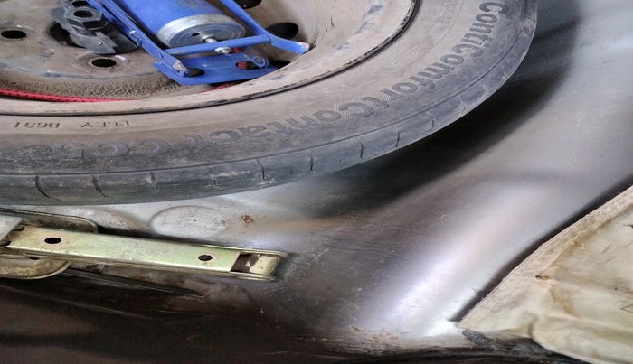 2012 Hyundai Eon MAGNA, Petrol, Manual, 90,369 km, tyre