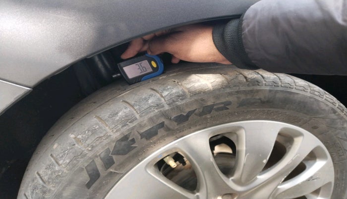 2016 Maruti Baleno ZETA DIESEL 1.3, Diesel, Manual, 1,26,670 km, tyre