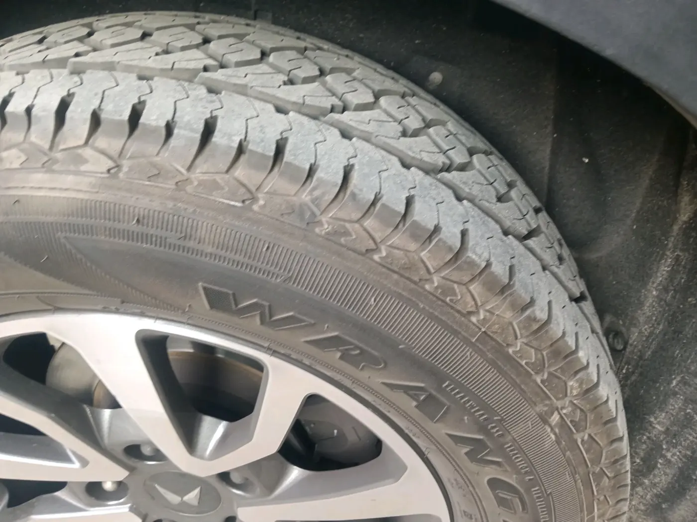 2023 Mahindra SCORPIO-N Z6 DIESEL MT 2WD 7 STR, Diesel, Manual, 82,782 km, tyre
