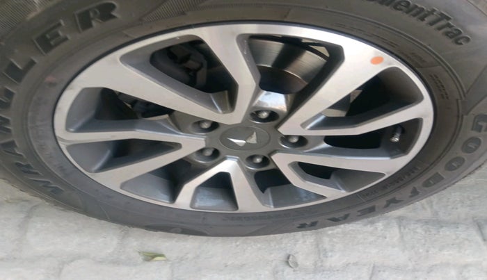 2023 Mahindra SCORPIO-N Z6 DIESEL MT 2WD 7 STR, Diesel, Manual, 82,782 km, tyre