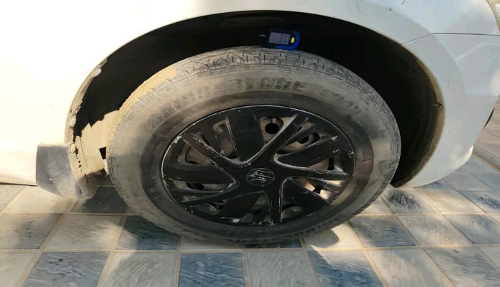 2015 Maruti Swift VDI ABS, Diesel, Manual, 1,27,506 km, tyre