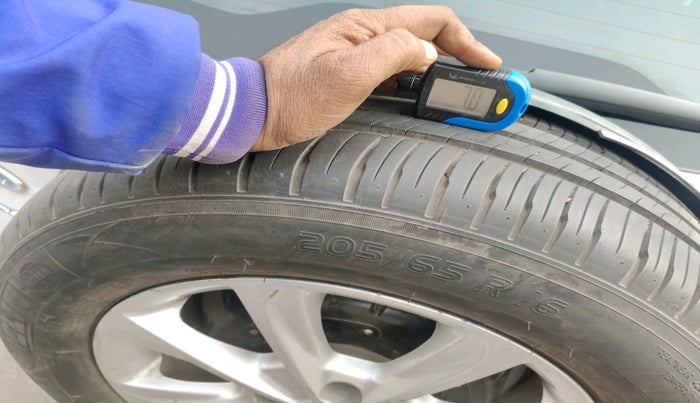 2019 Ford Ecosport TITANIUM 1.5L DIESEL, Diesel, Manual, 1,40,829 km, tyre