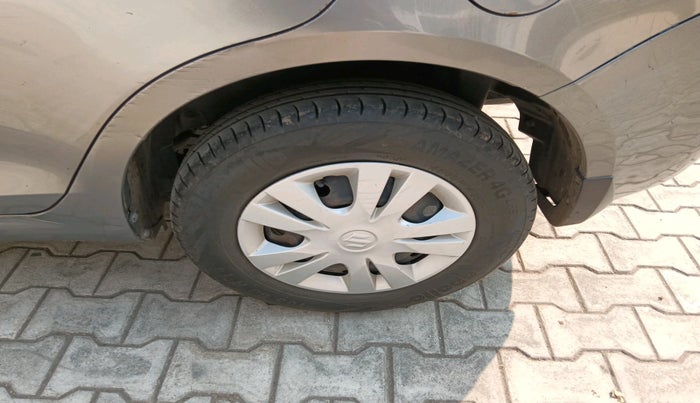 2014 Maruti Swift Dzire VXI, Petrol, Manual, 72,752 km, tyre