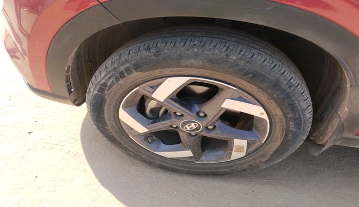 2021 Hyundai VENUE SX 1.0 (O) TURBO IMT, Petrol, Manual, 30,298 km, tyre