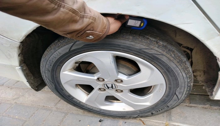 2016 Honda City 1.5L I-VTEC V MT, Petrol, Manual, 99,279 km, tyre