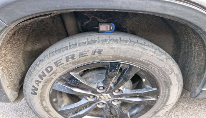 2020 Maruti Vitara Brezza ZDI AMT, Diesel, Automatic, 1,02,072 km, tyre