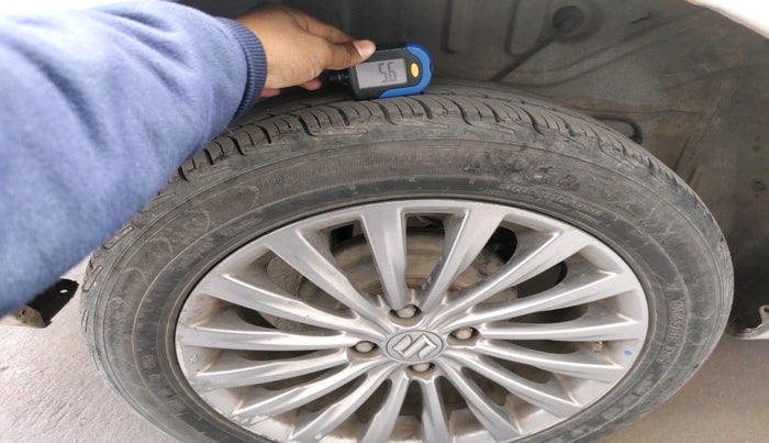 2017 Maruti Ciaz ALPHA DIESEL 1.3, Diesel, Manual, 1,15,797 km, tyre