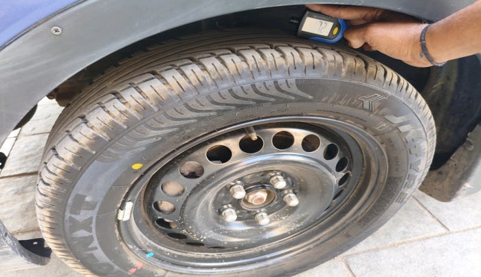 2015 Maruti S Cross ALPHA 1.6, Diesel, Manual, 79,782 km, tyre