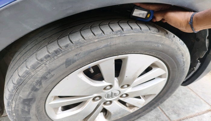 2015 Maruti S Cross ALPHA 1.6, Diesel, Manual, 79,782 km, tyre