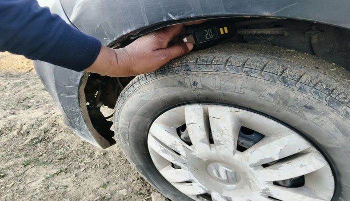 2018 Maruti Alto 800 LXI, Petrol, Manual, 64,721 km, tyre