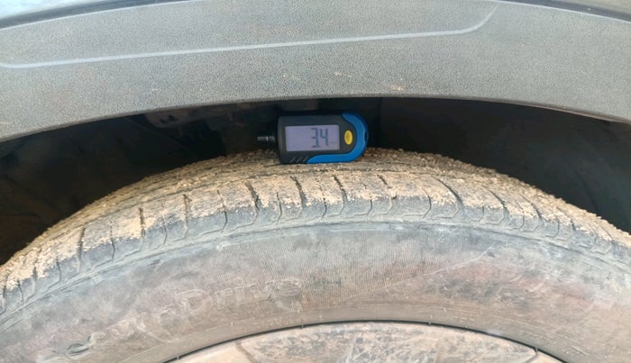 2021 Hyundai VENUE SX 1.5 CRDI, Diesel, Manual, 44,854 km, tyre