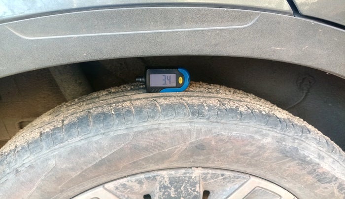 2021 Hyundai VENUE SX 1.5 CRDI, Diesel, Manual, 44,854 km, tyre