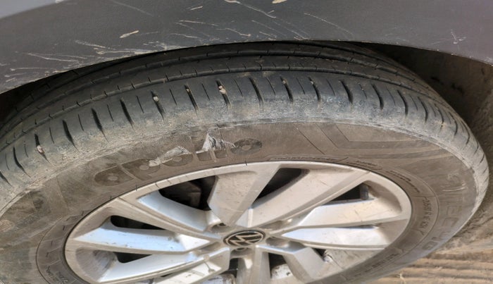 2024 Volkswagen TAIGUN Highline Plus 1.0 TSI MT, Petrol, Manual, 47,591 km, tyre