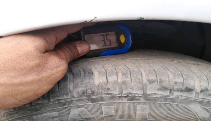 2015 Hyundai Grand i10 SPORTZ 1.2 KAPPA VTVT, Petrol, Manual, 80,054 km, tyre