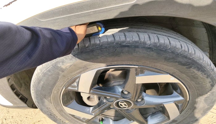 2019 Hyundai VENUE SX PLUS 1.0 TURBO DCT, Petrol, Automatic, 69,000 km, tyre