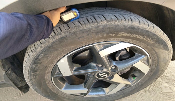 2019 Hyundai VENUE SX PLUS 1.0 TURBO DCT, Petrol, Automatic, 69,000 km, tyre