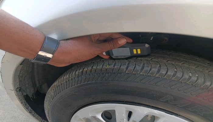 2015 Maruti Swift VXI, Petrol, Manual, 55,138 km, tyre