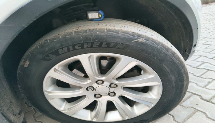 2016 Landrover DISCOVERY SPORT HSE Luxury, Diesel, Automatic, 70,240 km, tyre