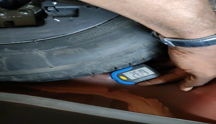 2012 Hyundai i10 MAGNA 1.2, Petrol, Manual, 34,595 km, tyre