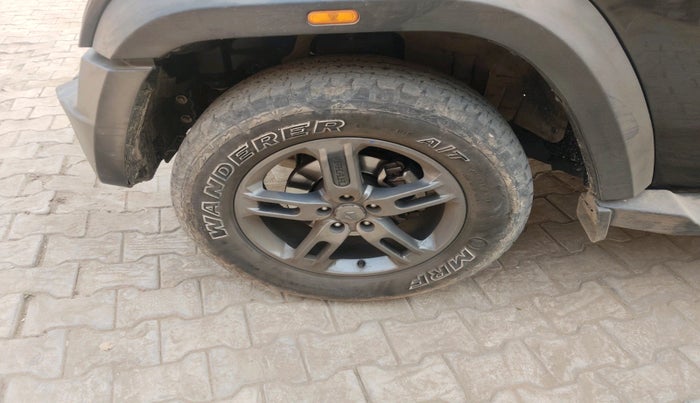 2022 Mahindra Thar LX HARD TOP 4WD MT, Diesel, Manual, 57,735 km, tyre