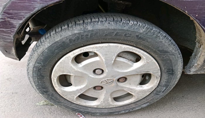 2014 Tata Nano TWIST XT, Petrol, Manual, 42,828 km, tyre