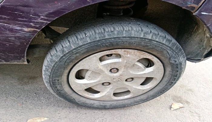 2014 Tata Nano TWIST XT, Petrol, Manual, 42,828 km, tyre