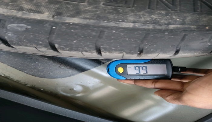 2025 Hyundai Creta EX 1.5 PETROL, Petrol, Manual, 10,556 km, tyre