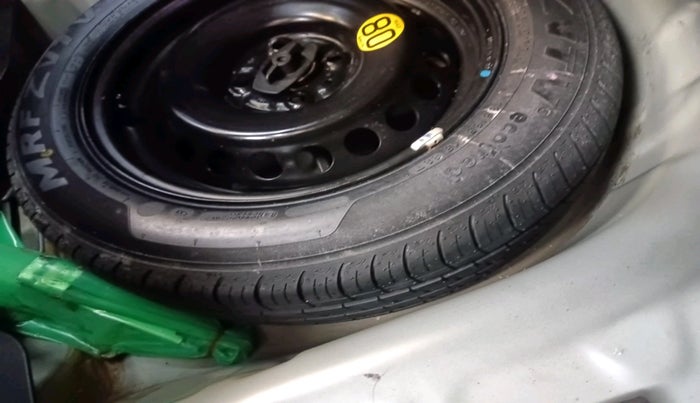 2020 Toyota Glanza G, Petrol, Manual, 44,993 km, tyre