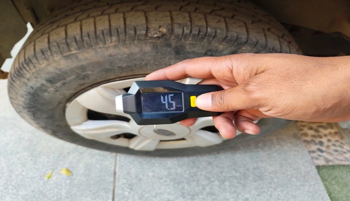 2012 Mahindra Quanto C6, Diesel, Manual, 30,781 km, tyre