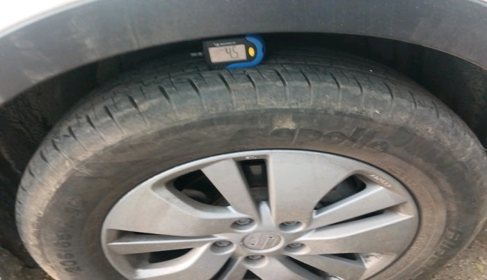 2017 Maruti S Cross SIGMA 1.3, Diesel, Manual, 79,398 km, tyre