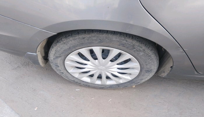 2017 Maruti Ciaz SIGMA 1.4 MT PETROL, Petrol, Manual, 86,382 km, tyre