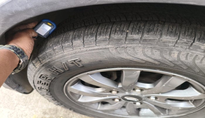 2018 Mahindra XUV500 W11 AT, Diesel, Automatic, 1,11,824 km, tyre