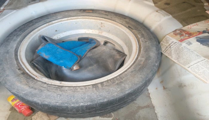 2013 Hyundai Verna FLUIDIC 1.6 CRDI SX, Diesel, Manual, 1,32,800 km, tyre