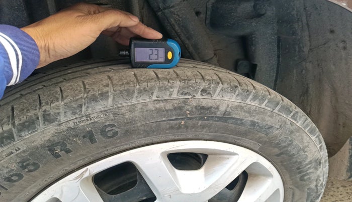 2016 Renault Duster 85 PS RXE DIESEL, Diesel, Manual, 95,820 km, tyre