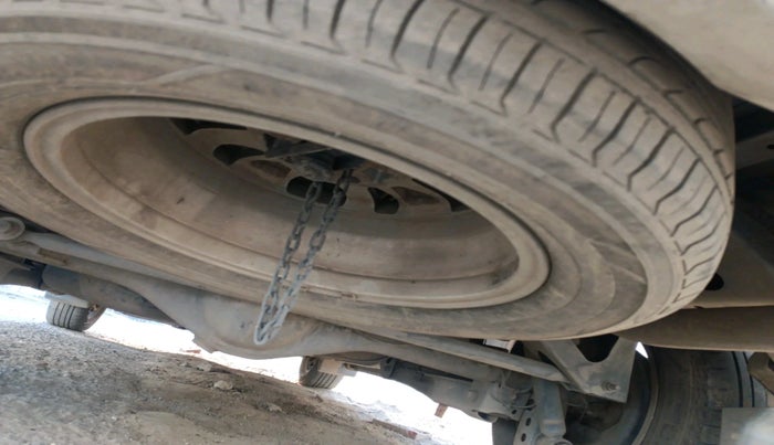 2018 Toyota Innova Crysta 2.4 VX 8 STR, Diesel, Manual, 99,118 km, tyre