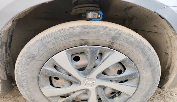 2014 Maruti Swift Dzire VDI, Diesel, Manual, 1,52,769 km, tyre